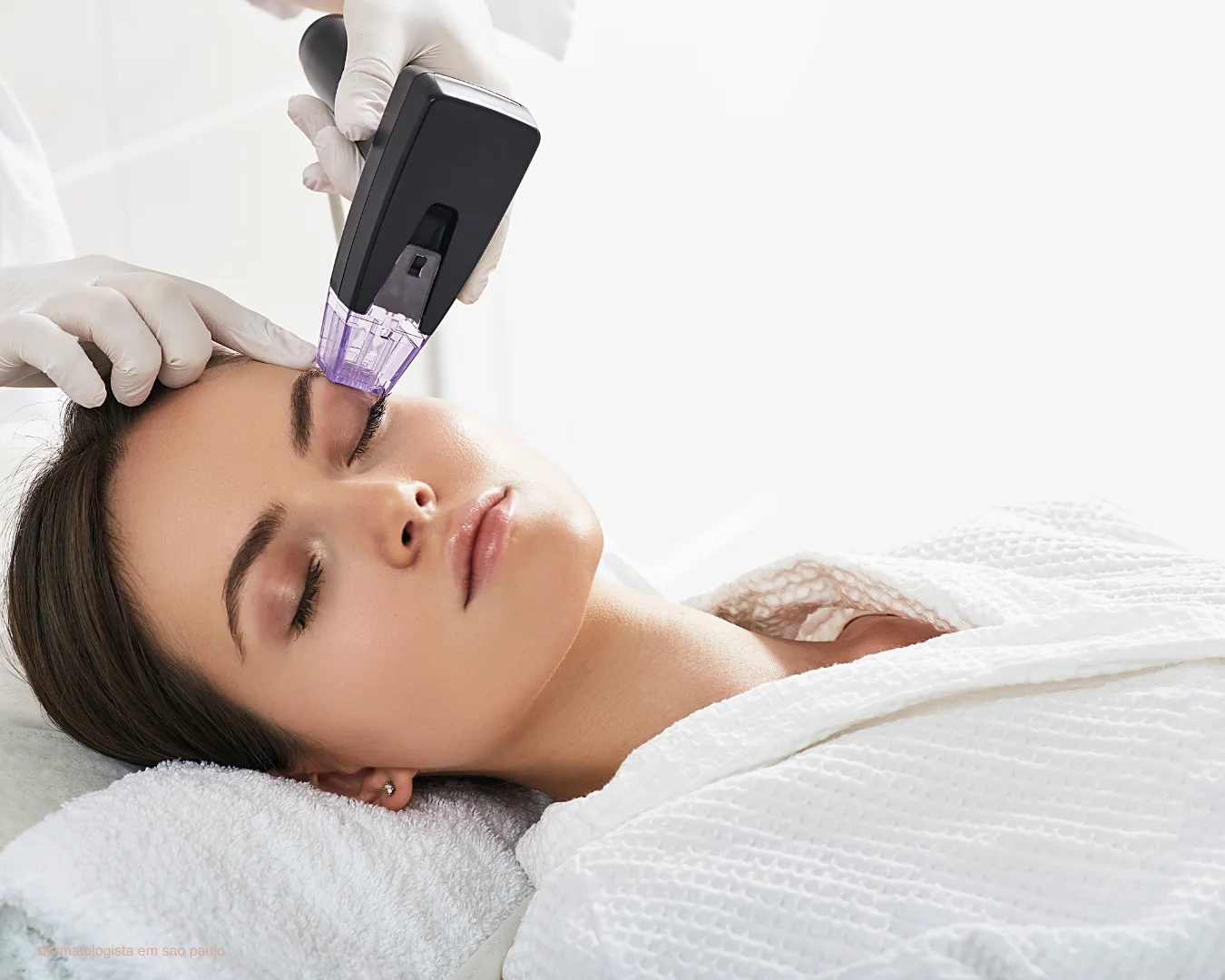 clínica da Dra. Érika Voltan Dermatologista em Moema, São Paulo